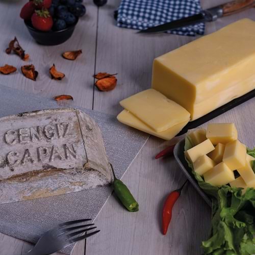 Taze Blok Kaşar 1KG